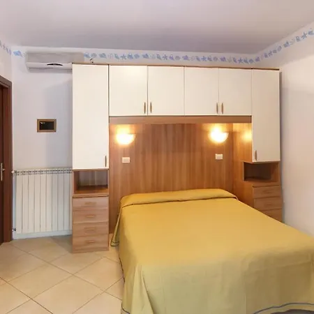Hotel Germania 3*