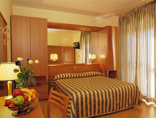 Hotel Germania 3*
